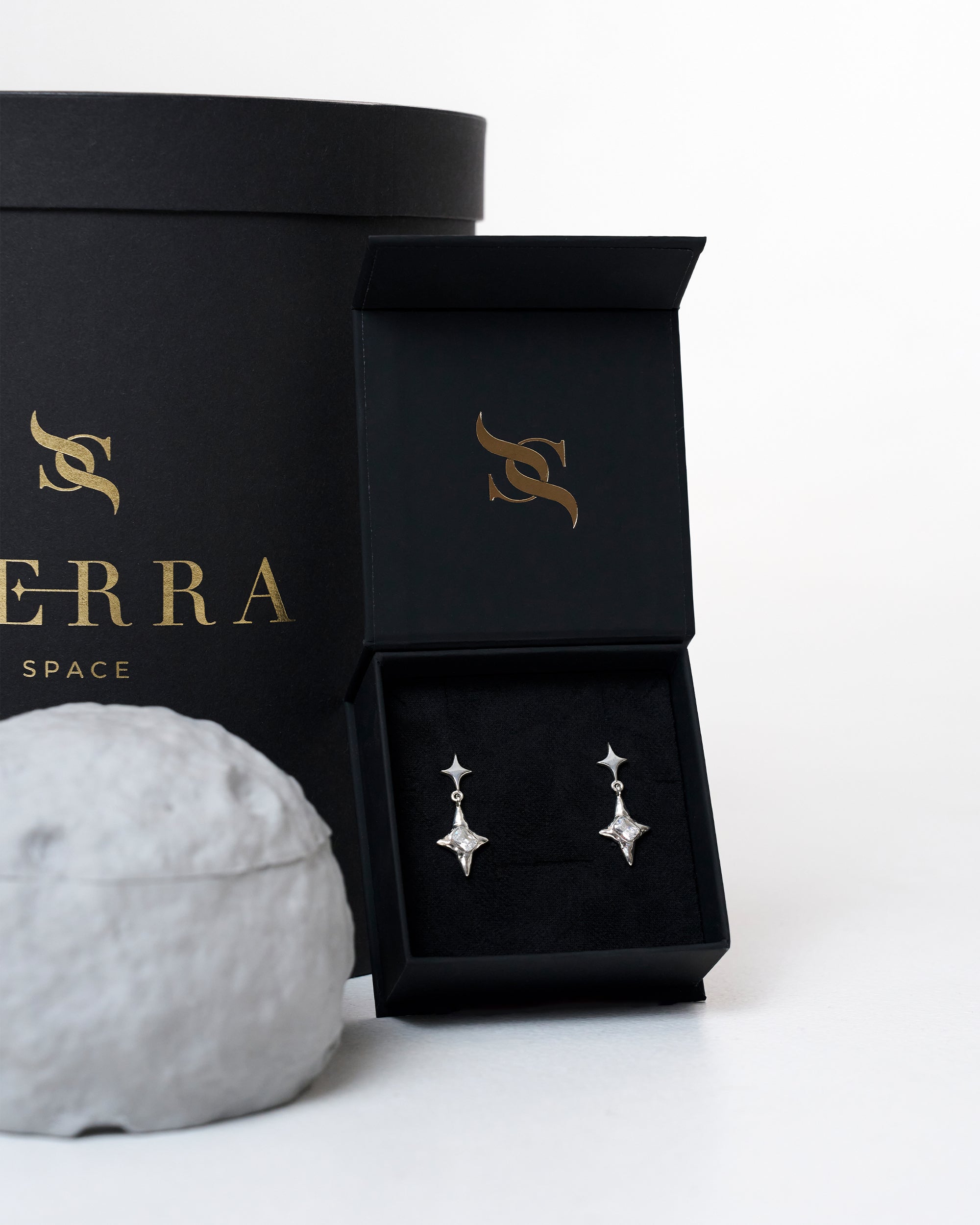 Christmas Box Sierra Space