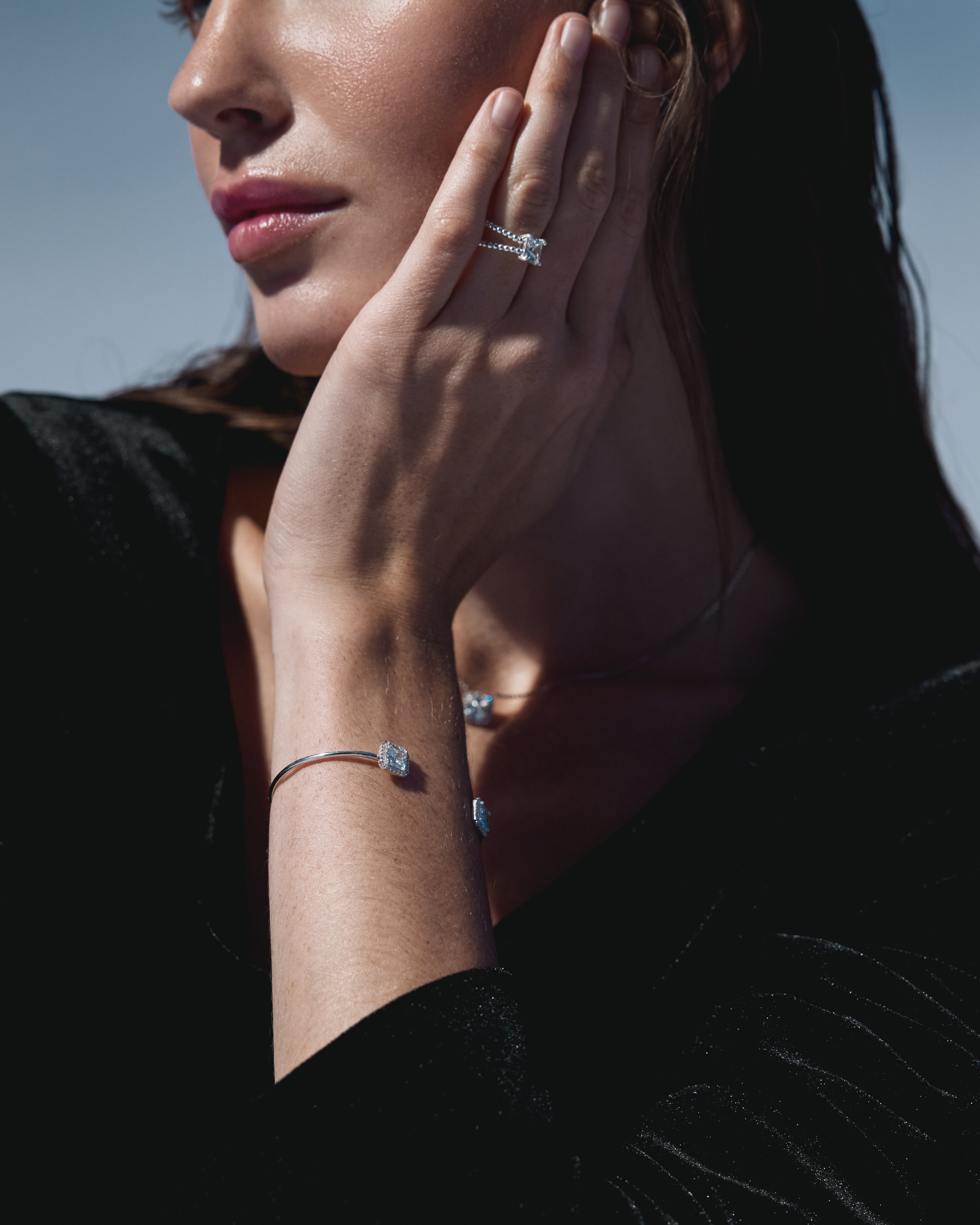 Muassanite Orbite Bracelet