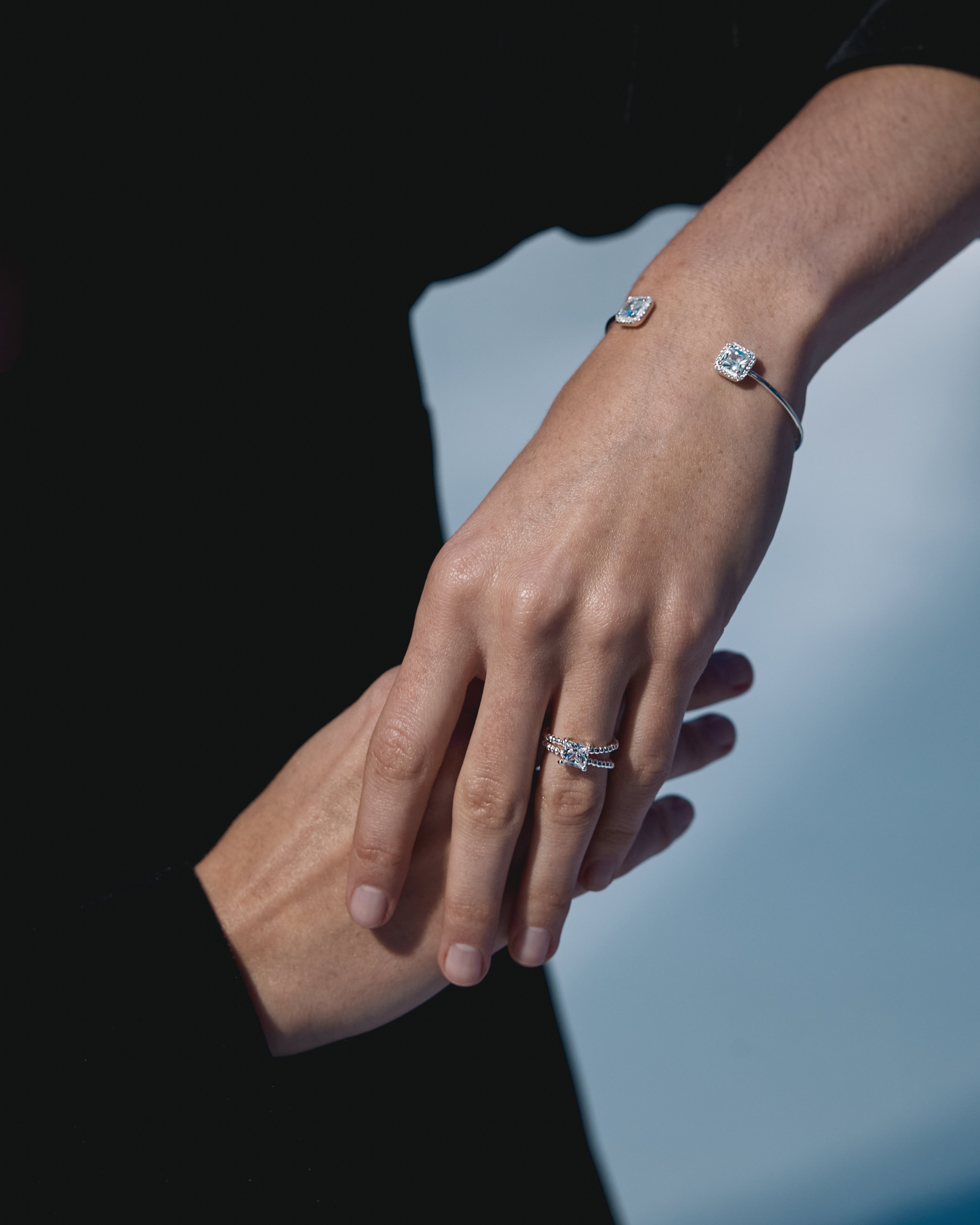 Muassanite Orbite Bracelet