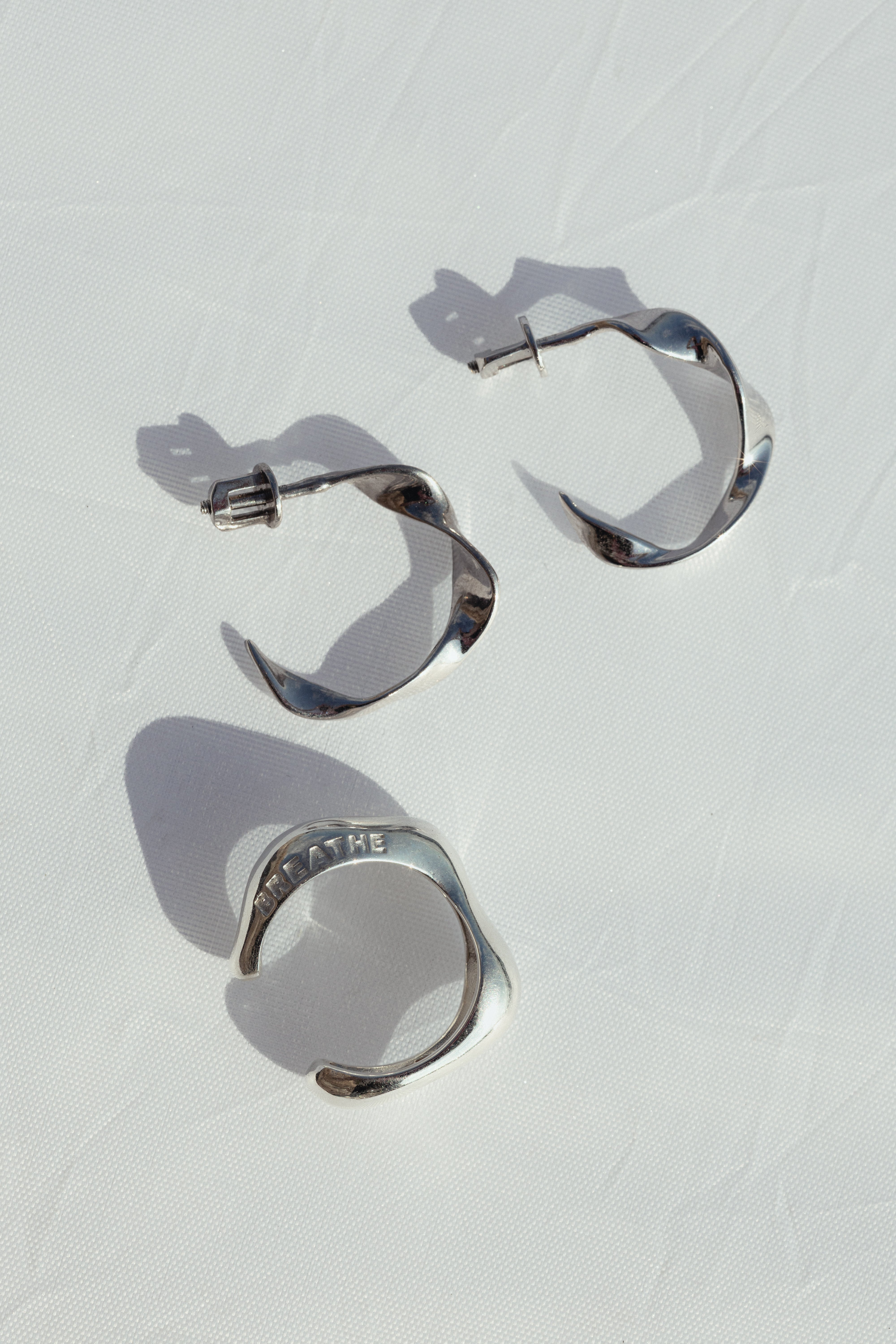 BREATHE earrings