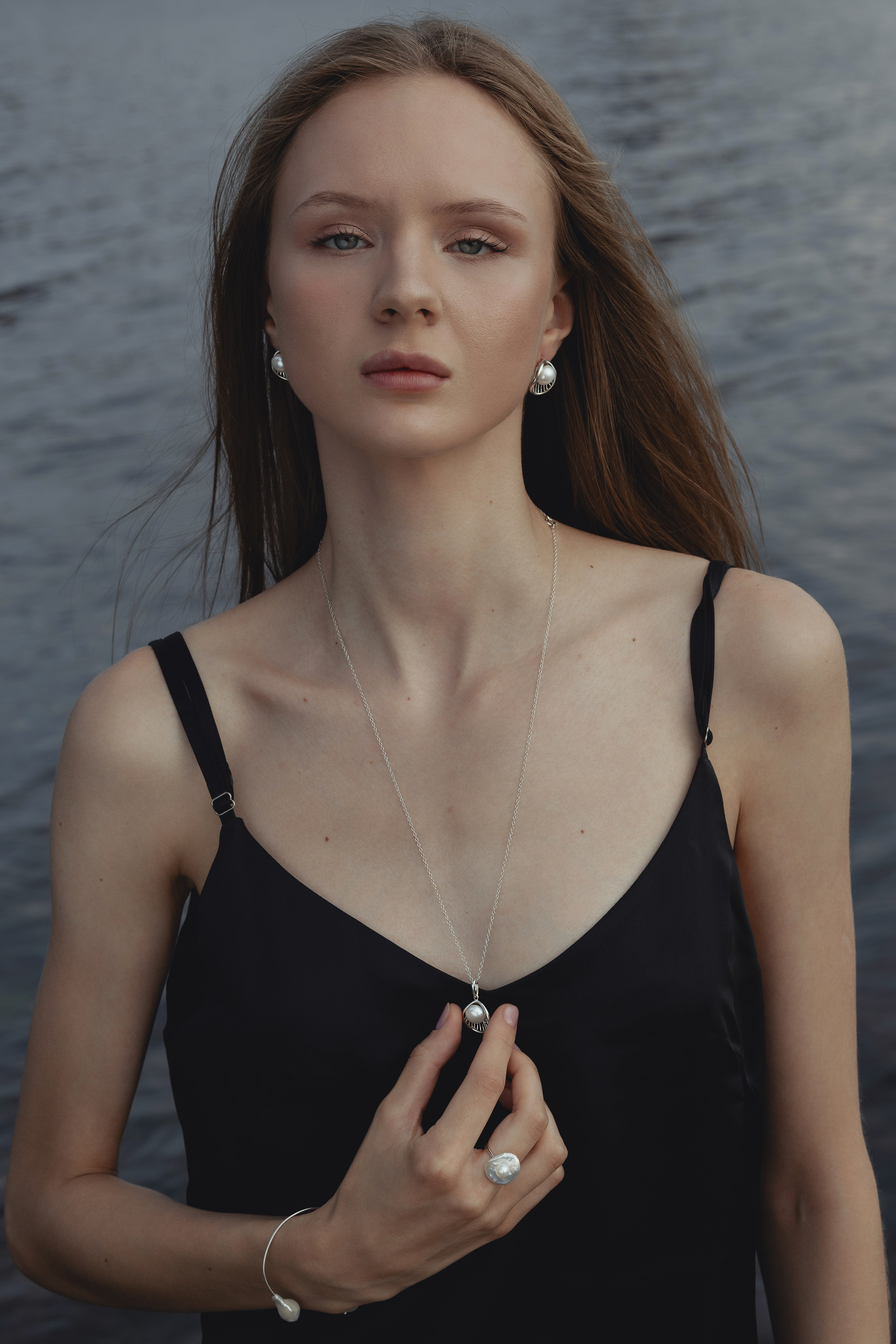 OYSTER earrings