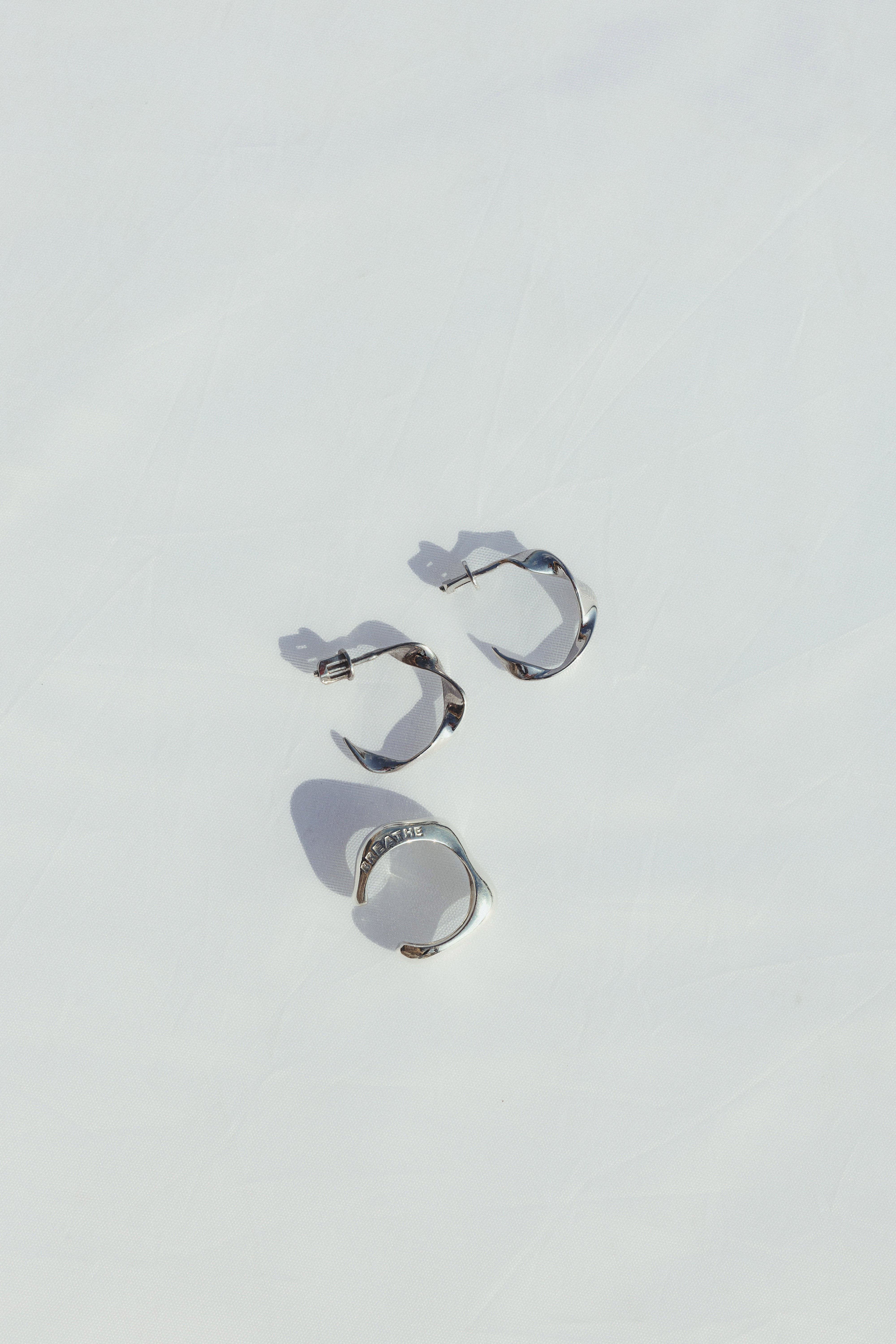 BREATHE ring